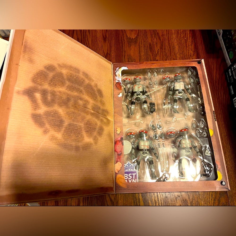 TMNT Ninja Turtles BST AXN Figure 4 Pack PIZZA BOX Black & White EXCLUSIVE 2021